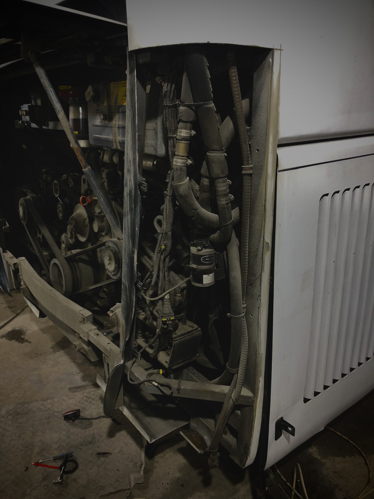 Замена элементов автобуса