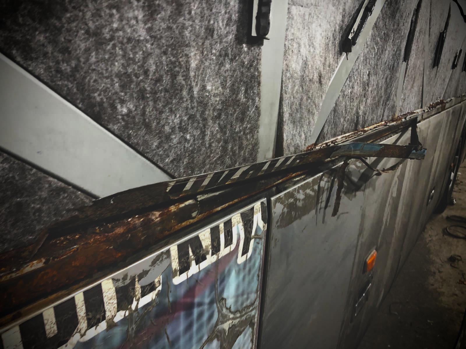 Ферма бортов автобуса